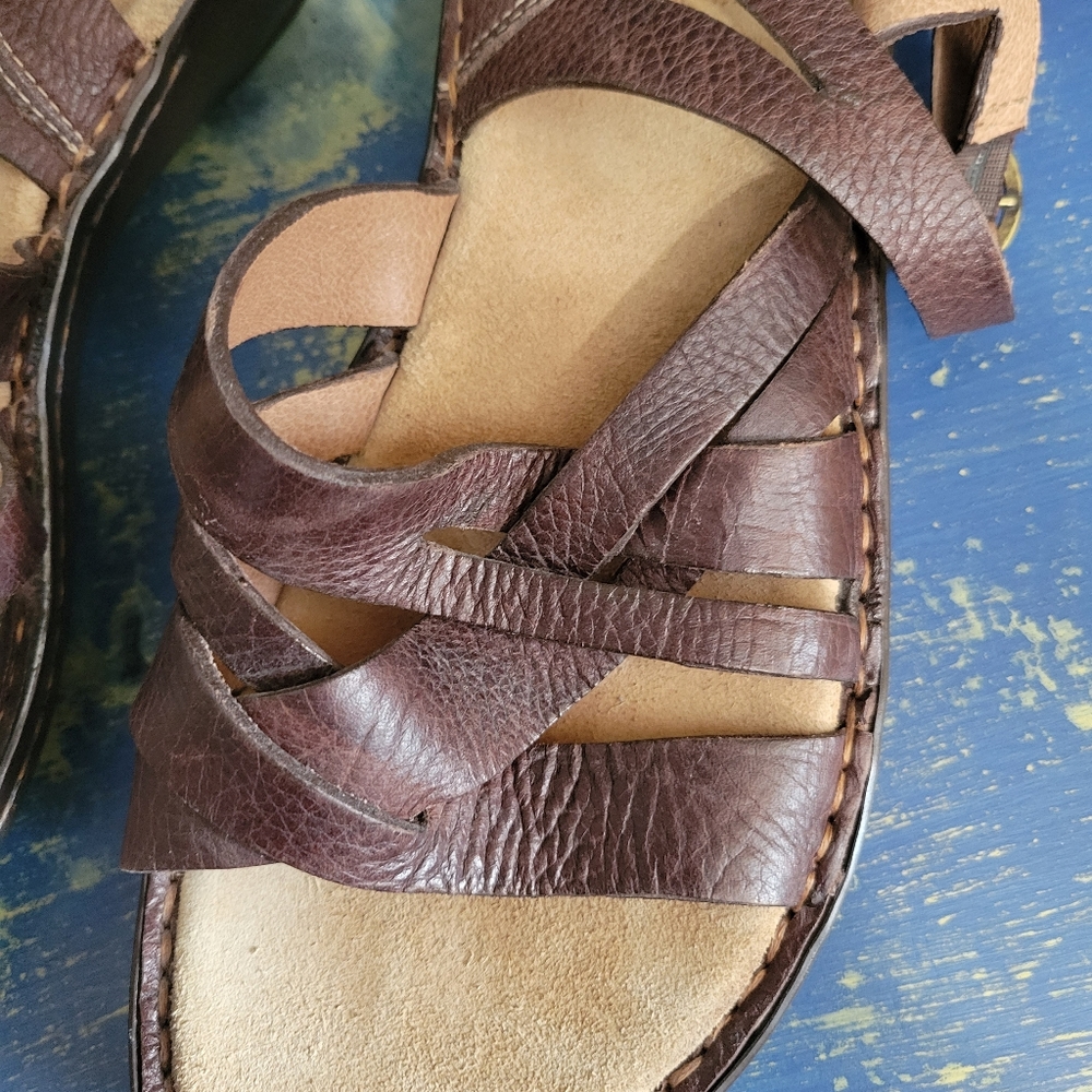 Clarks Artisan Collection Brown Strappy Slingback Sandals Leather Womens 9.5W‎ - Picture 3 of 7